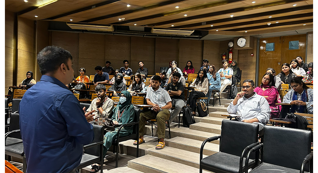 Industry Expert Inspires Students with Global Expo